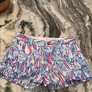 Lilly Pulitzer Callahan Short “Red Right Return” Size 6 ** LIKE NEW”